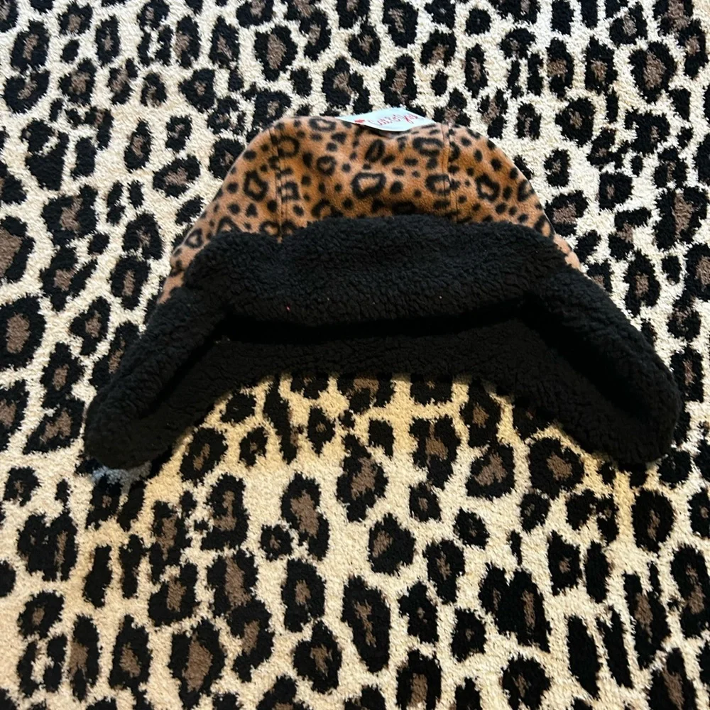 NWT 🎁 GIFT IDEA! KID’s Cat & Jack Brown Leopard Trapper Hat for toddlers OSF